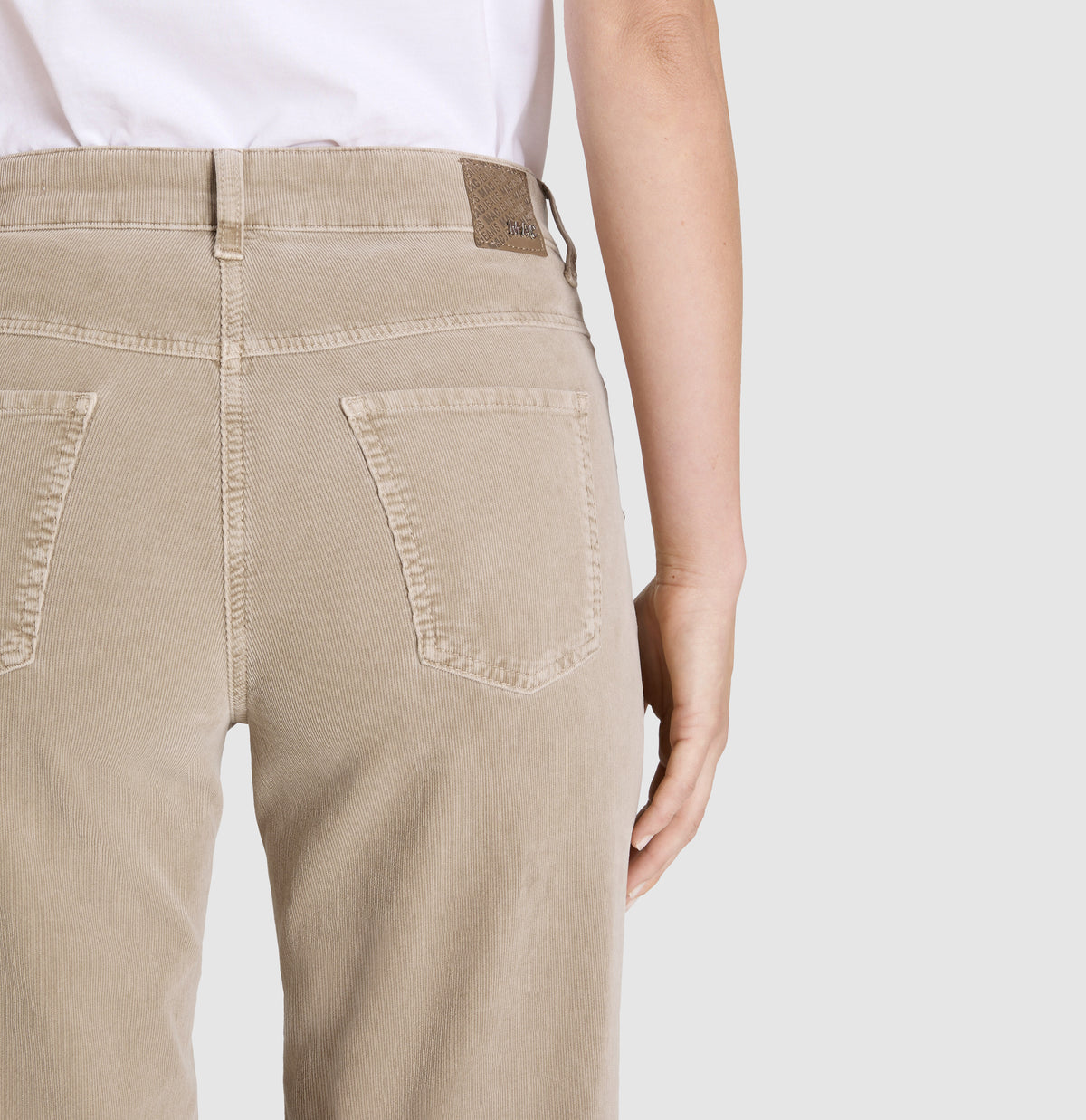 | WIDE | windspray beige | Detailed view 2 of model