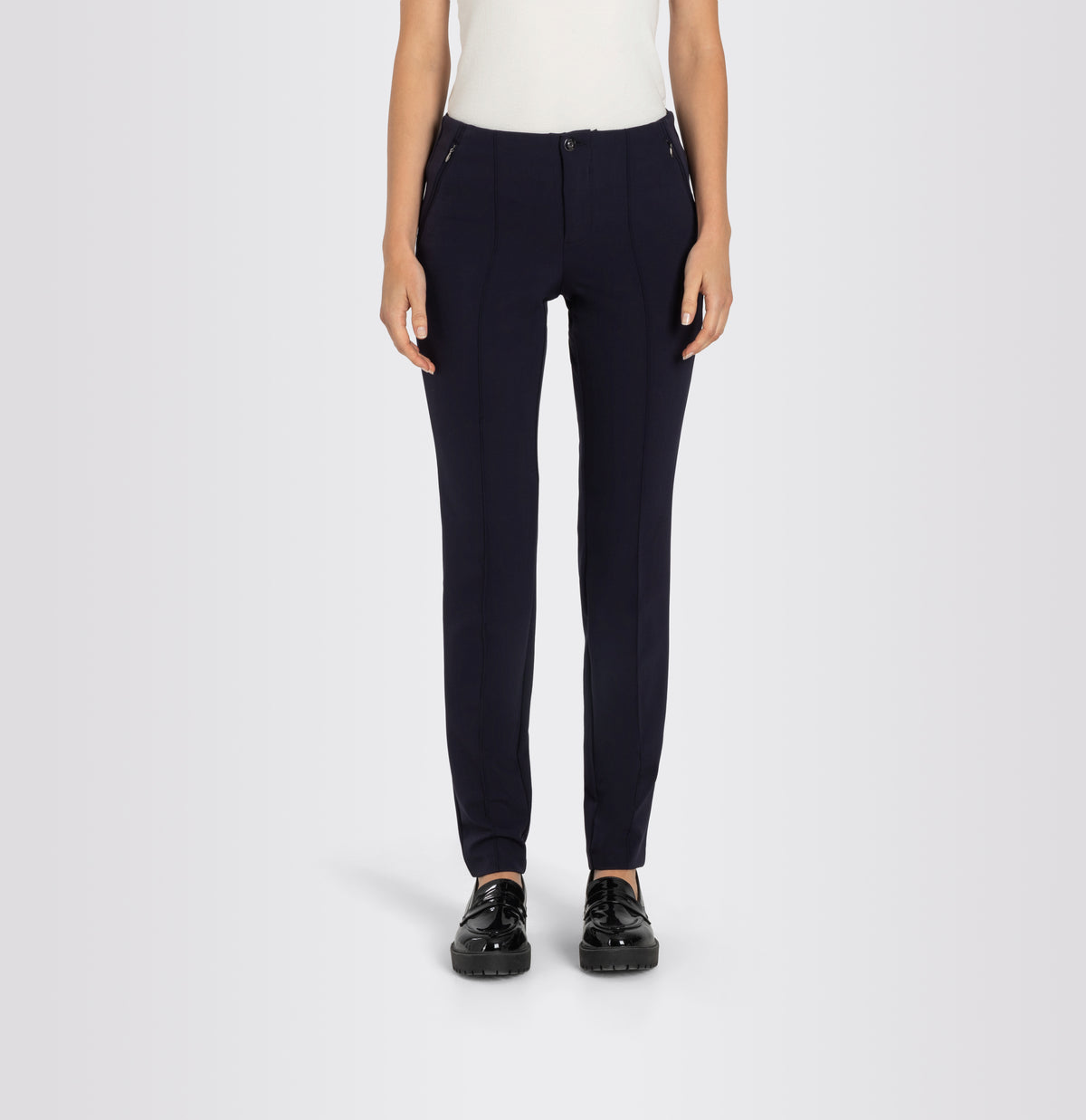 Slim trousers with piping seams suitable for the office. | ANNA zip new | dark blue | Front view of model