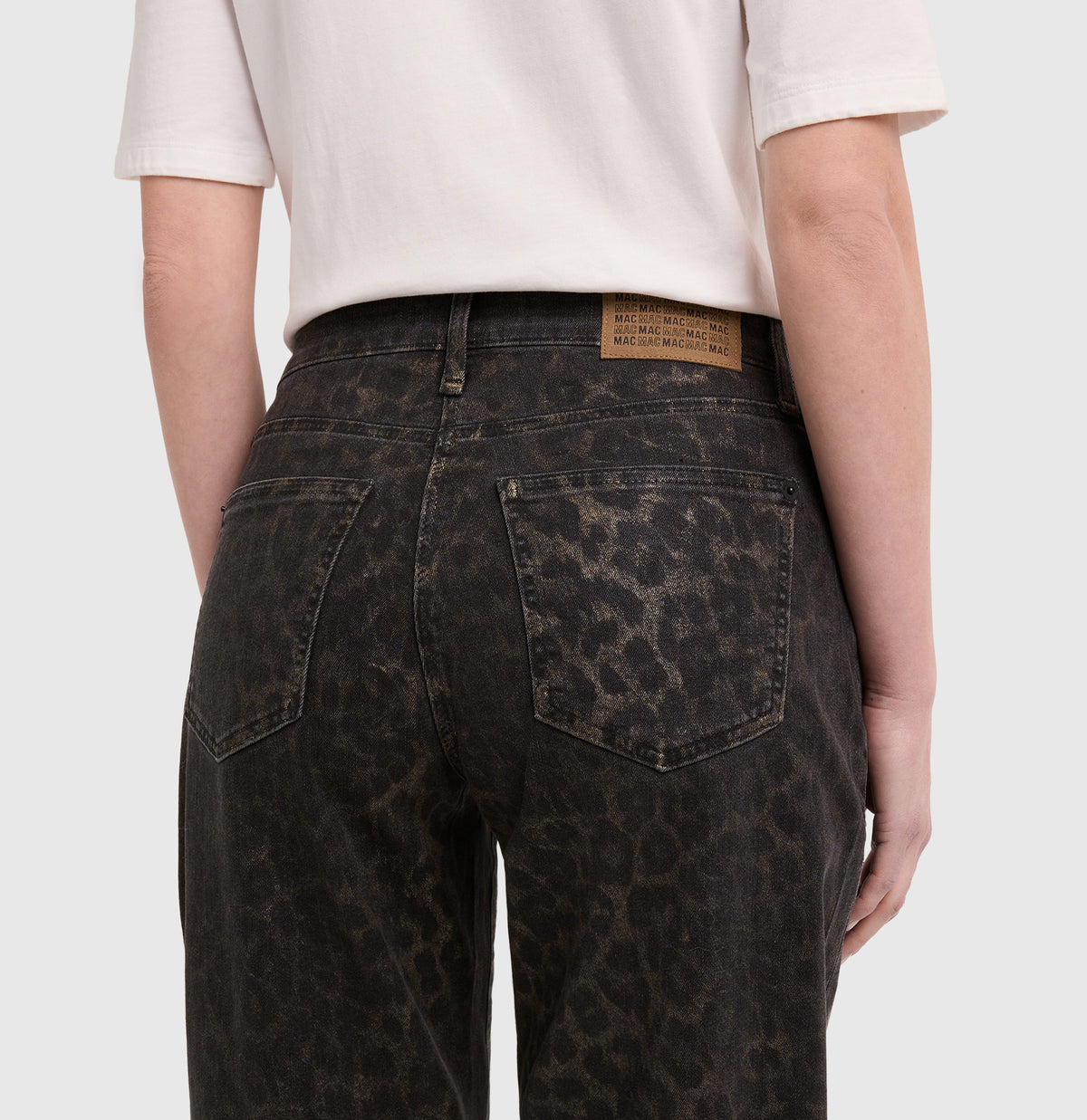  | DANNI | leo coated brown | Detailed view 2 of model