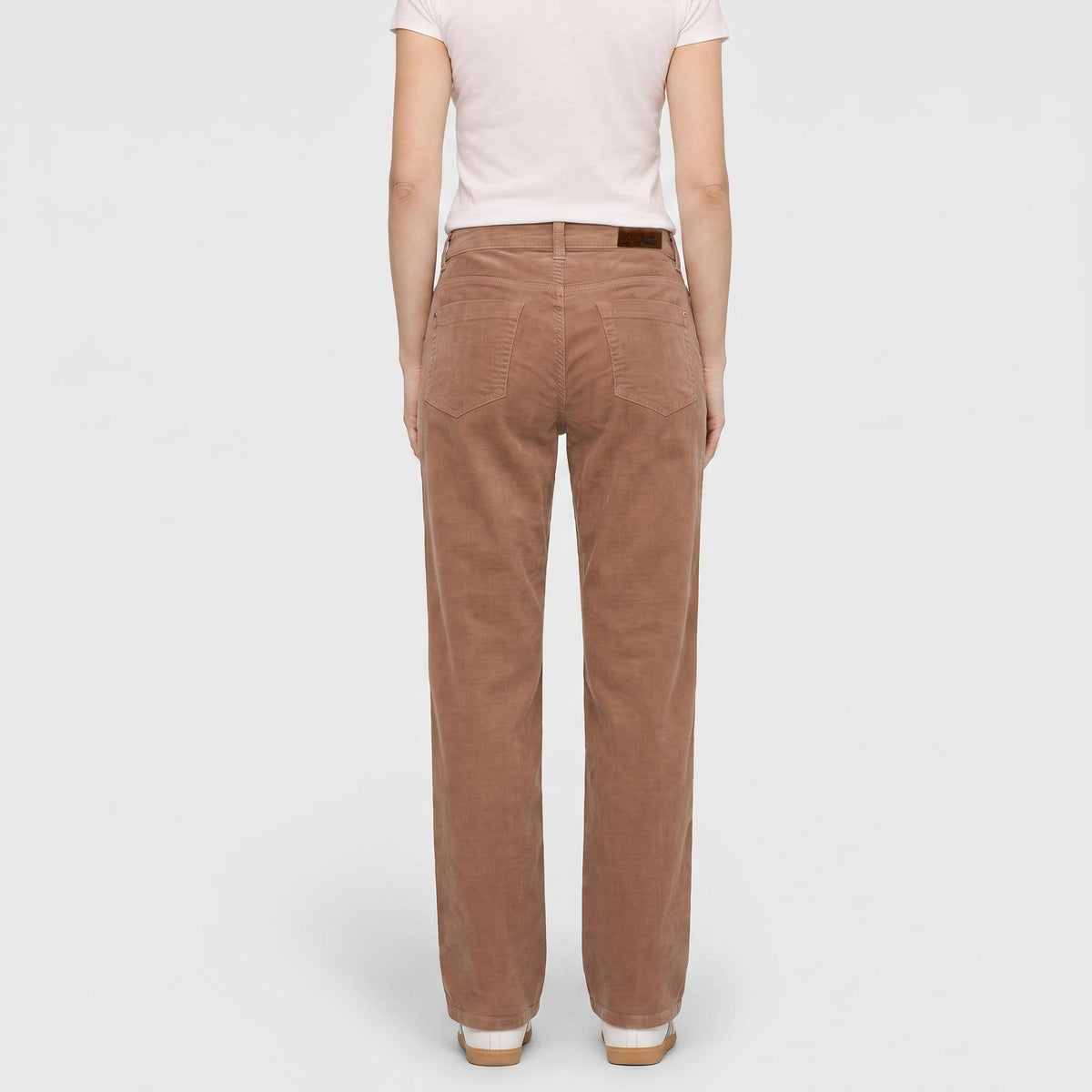 Feminine baby corduroy trousers with higher waist. | GRACIA | toasted coconut antique | Back view of model