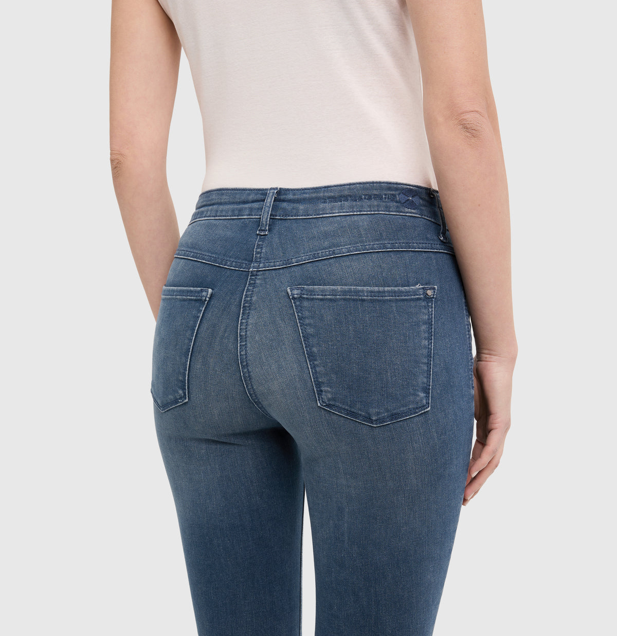  | DREAM SKINNY authentic | basic blue used washed | Detailed view 2 of model